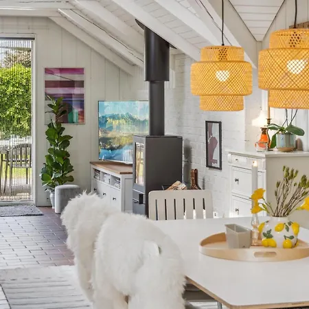 Hotel Romy - 250m From The Sea By Interhome Odder
